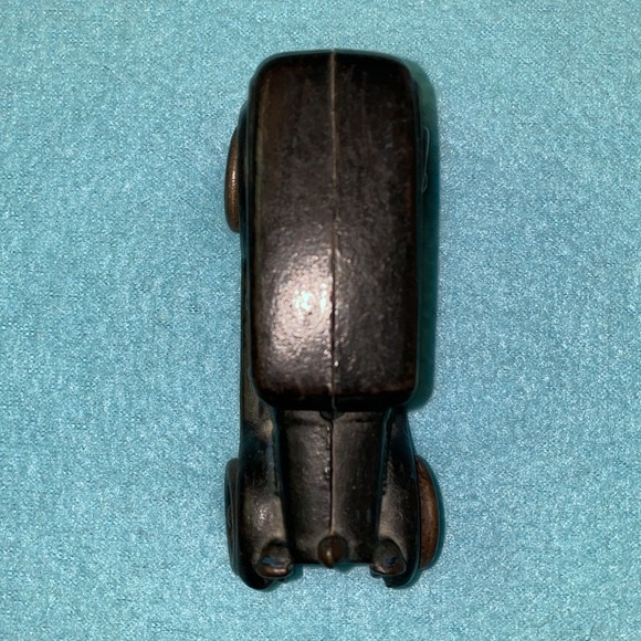 A C WILLIAMS Cast iron antique vintage sedan car - Picture 3 of 8